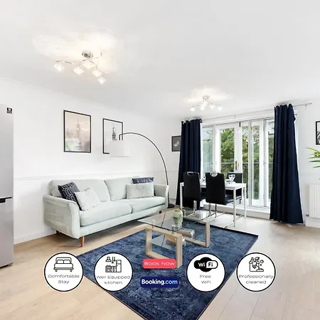 3-Bedroom Apartment Short Term Rental & Flexible Renting Limehouse With Free Wifi & Free Parking